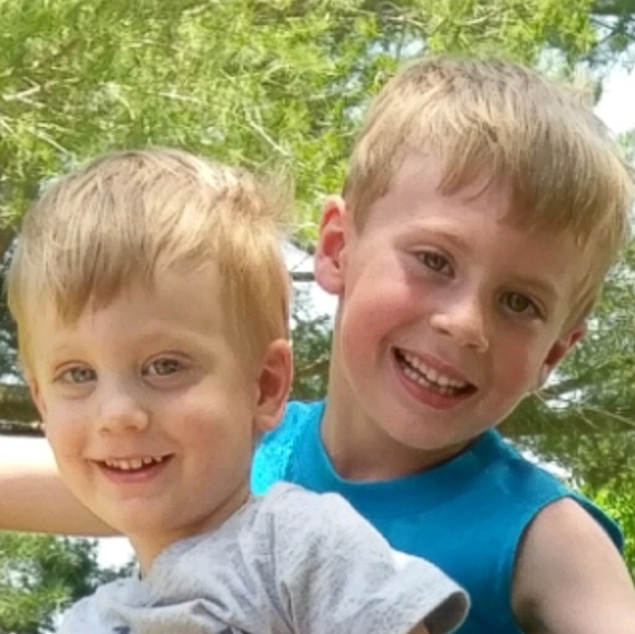 Meet your Posher, Abigail - Picture 1 of 1